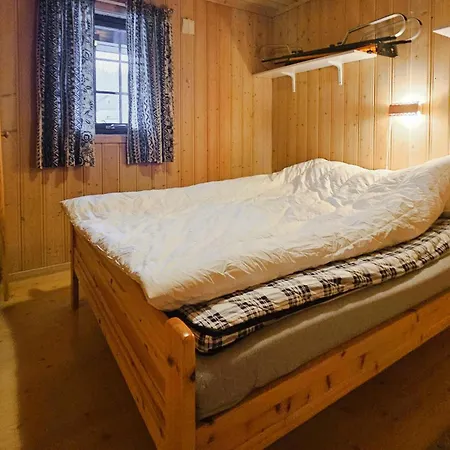 בית נופש Awesome In With Sauna
