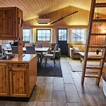 度假居 Awesome In With Sauna 海姆瑟达尔