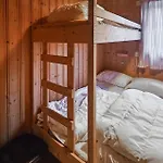 Awesome In With Sauna 度假居